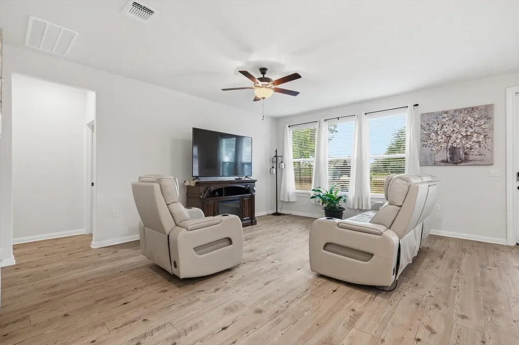 113 Lafayette Street Georgetown TX 78633