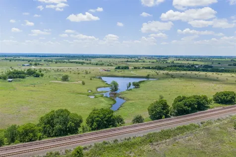 Lot 4 Highway 36 Rogers TX 76569