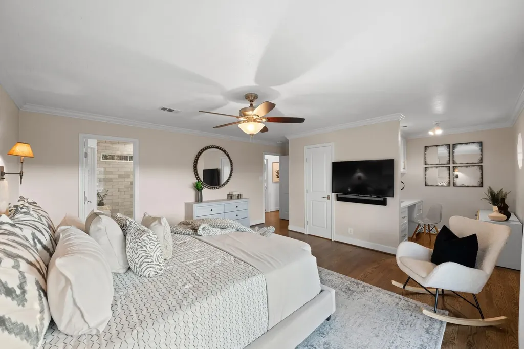2005 Mistywood Drive Austin TX 78746