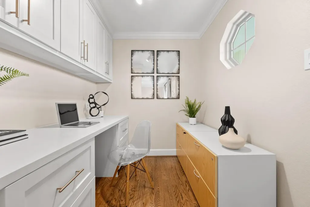 2005 Mistywood Drive Austin TX 78746