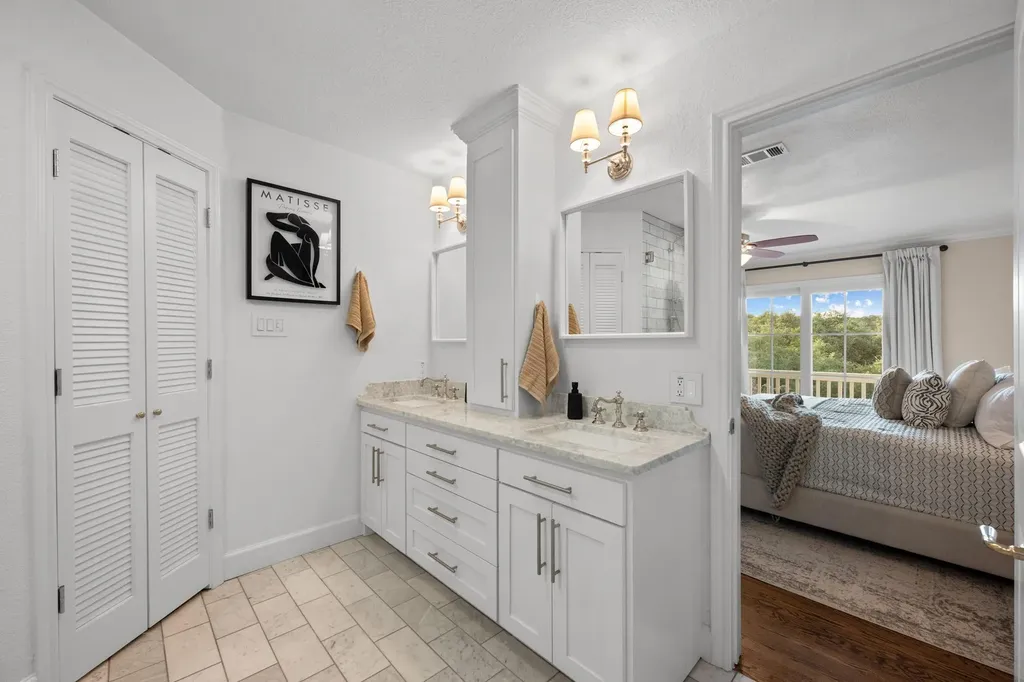2005 Mistywood Drive Austin TX 78746