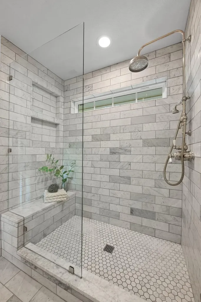 2005 Mistywood Drive Austin TX 78746