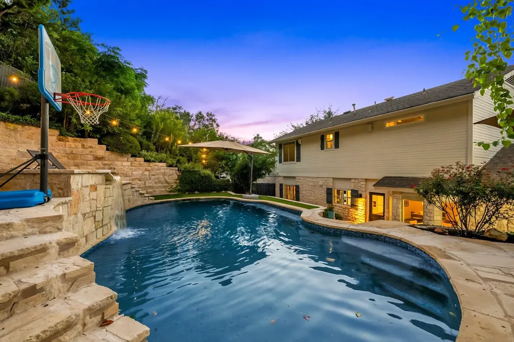 2005 Mistywood Drive Austin TX 78746