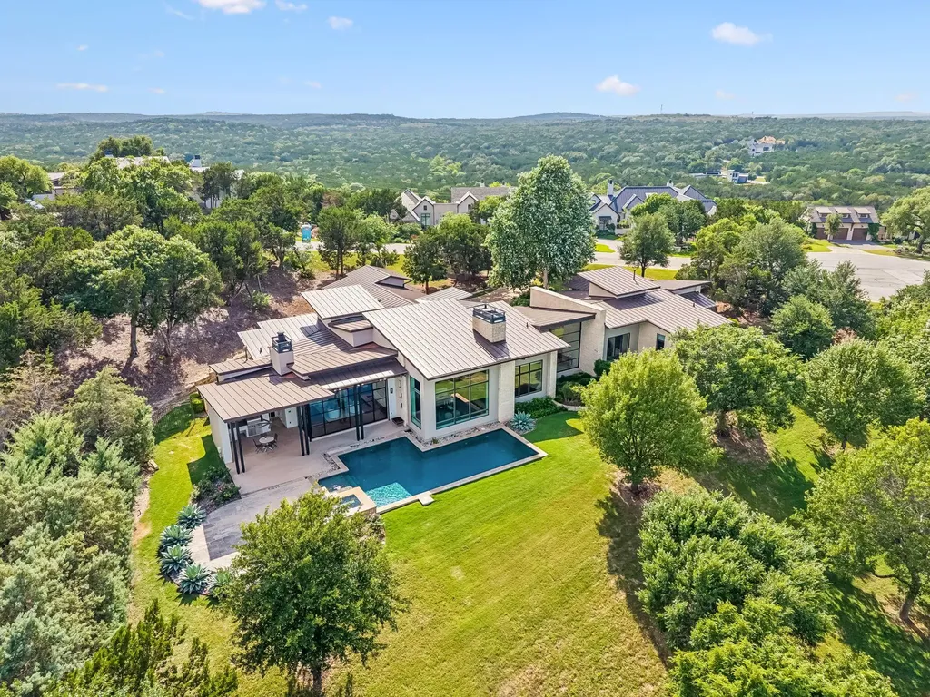 8708 Acuarela Court Austin TX 78735