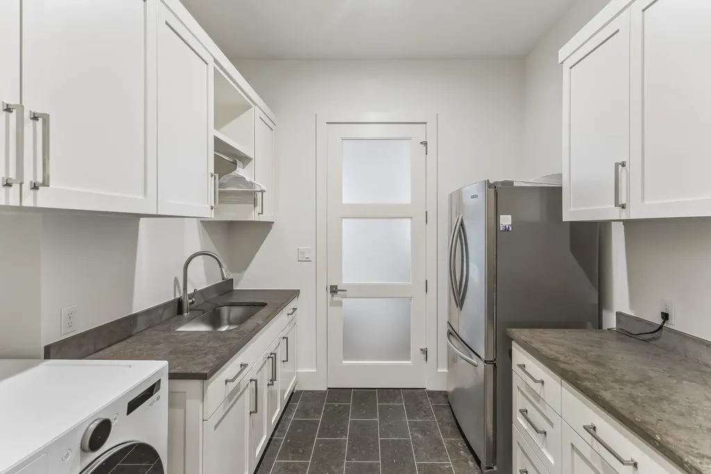 8708 Acuarela Court Austin TX 78735