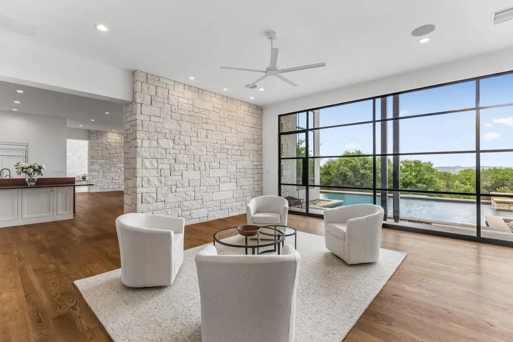 8708 Acuarela Court Austin TX 78735