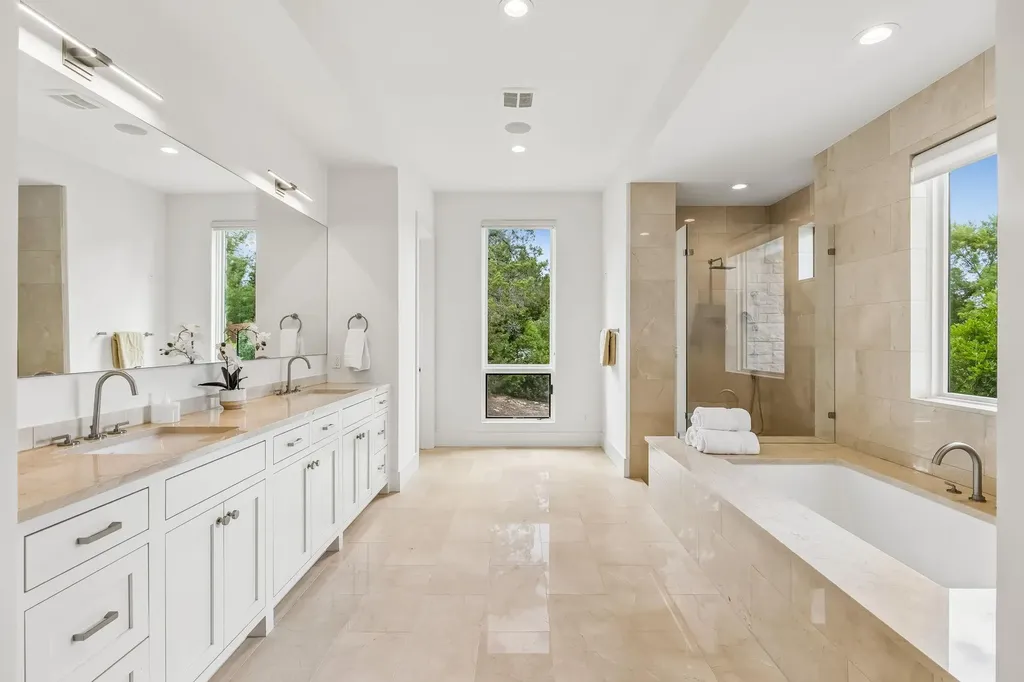 8708 Acuarela Court Austin TX 78735