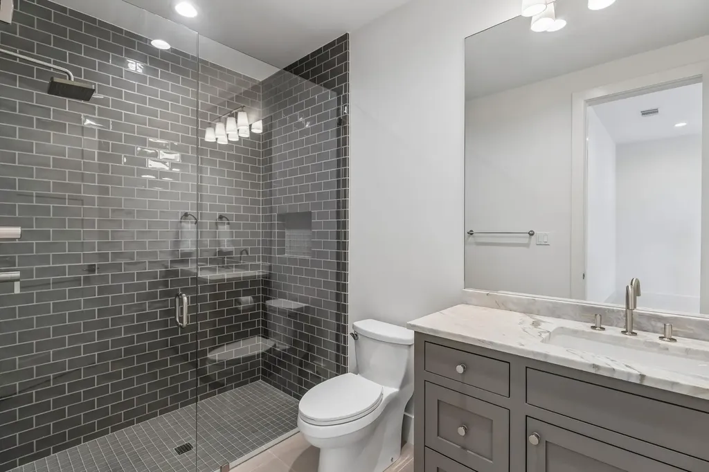 8708 Acuarela Court Austin TX 78735