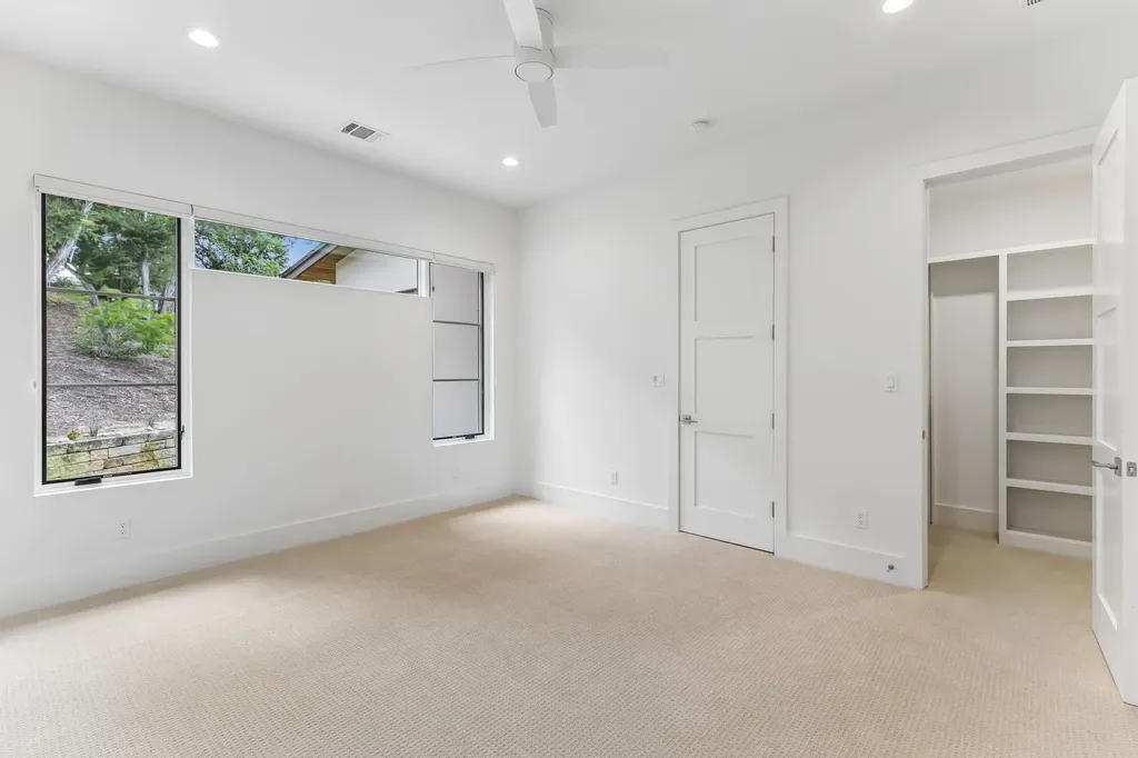 8708 Acuarela Court Austin TX 78735