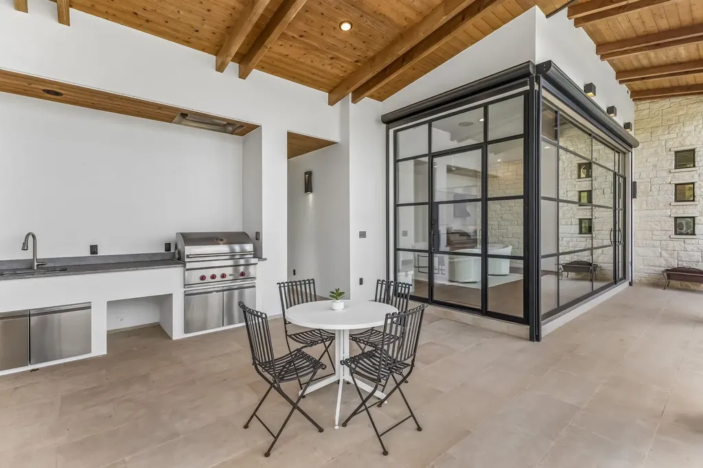 8708 Acuarela Court Austin TX 78735