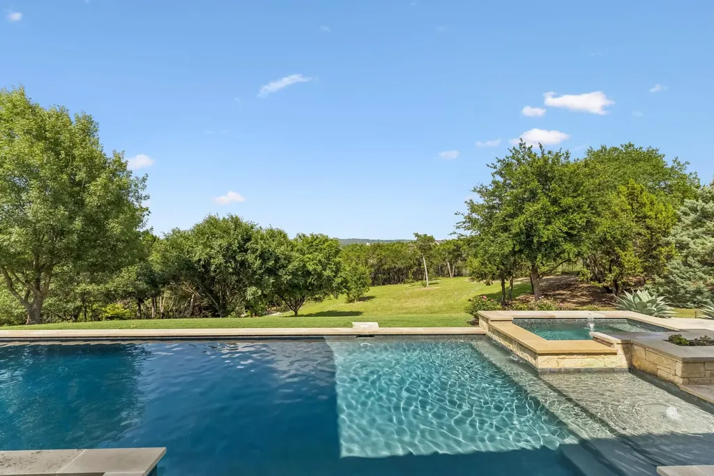 8708 Acuarela Court Austin TX 78735