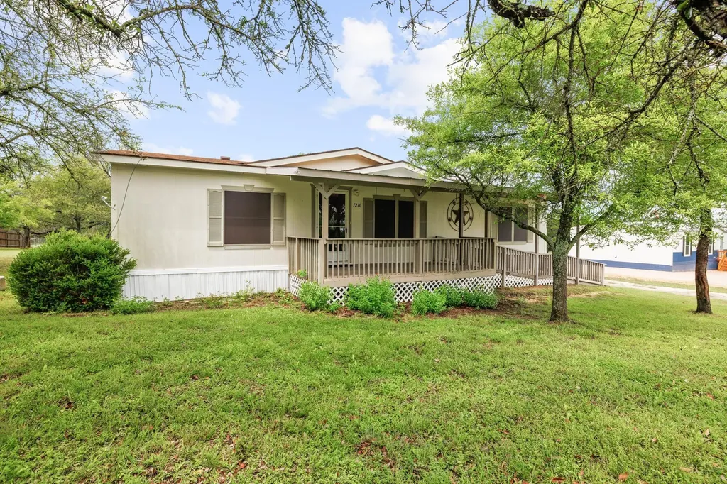 1210 Thousand Oaks Trail Liberty Hill TX 78642