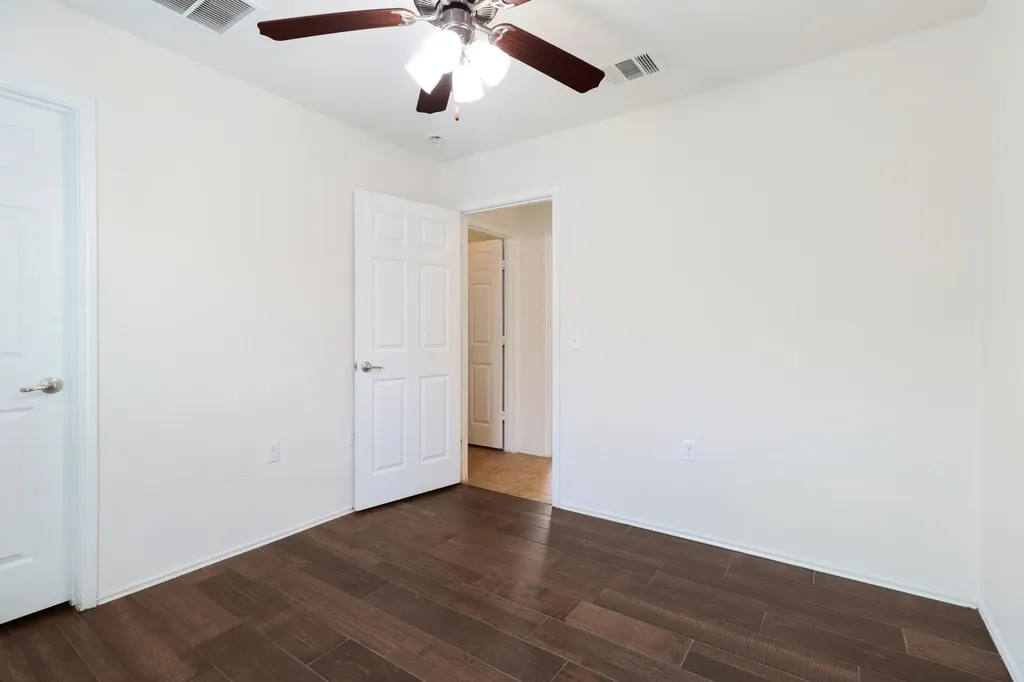 9012 Southwick Austin TX 78724