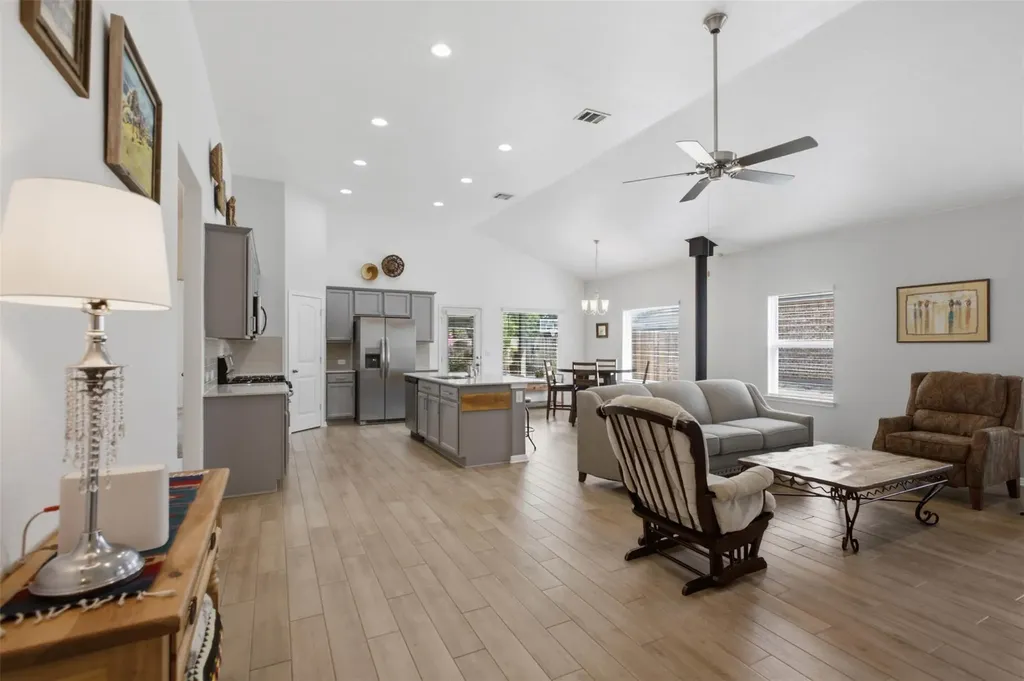 2413 Bridges Ranch Road Georgetown TX 78628