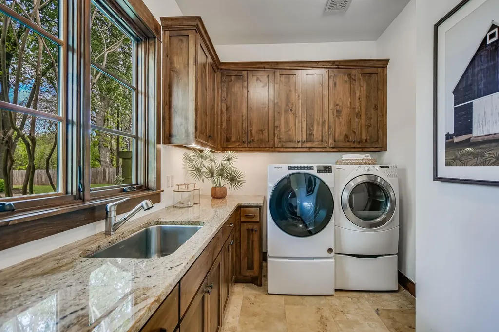 1707 River Hills Road Austin TX 78733