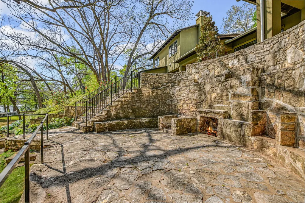 1707 River Hills Road Austin TX 78733