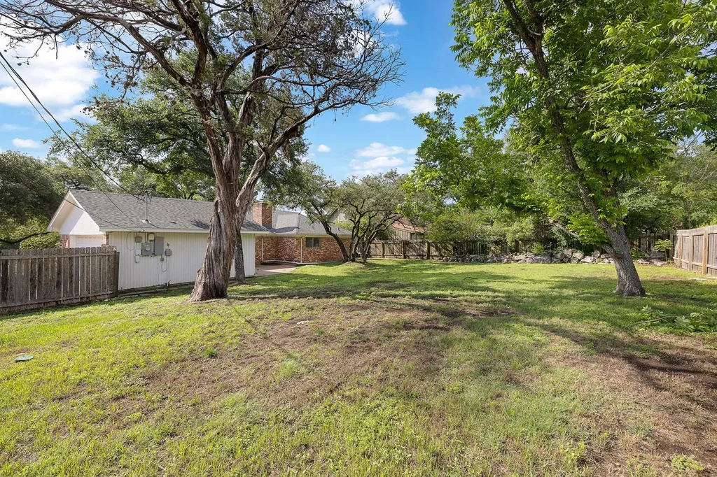 8618 Willowick Drive Austin TX 78759