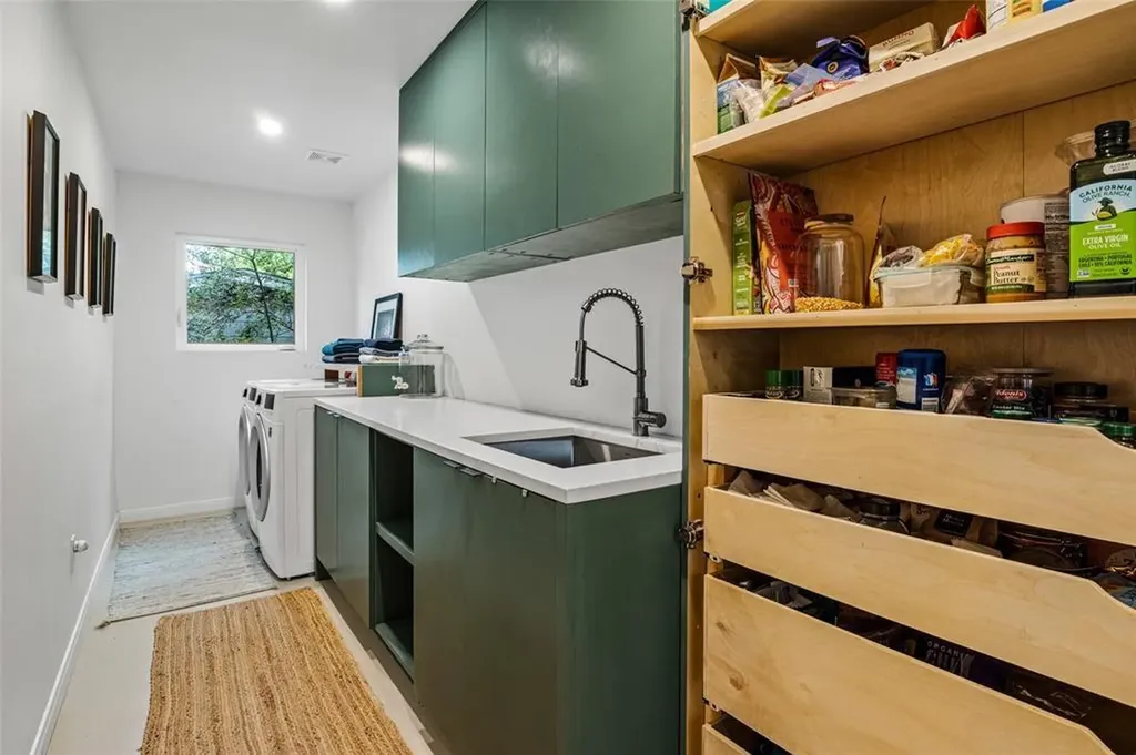 1809 Sylvan Drive Austin TX 78741