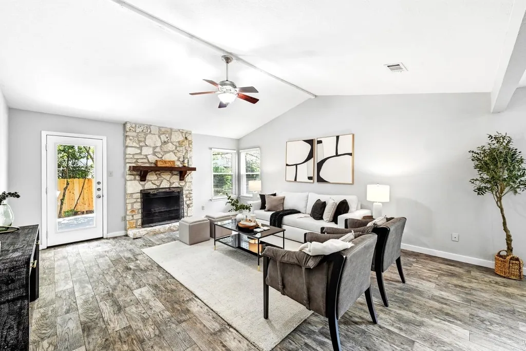 9733 Anderson Village Drive Austin TX 78729