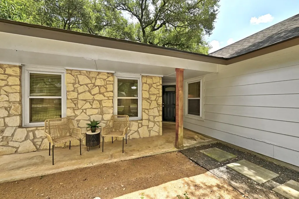 9733 Anderson Village Drive Austin TX 78729