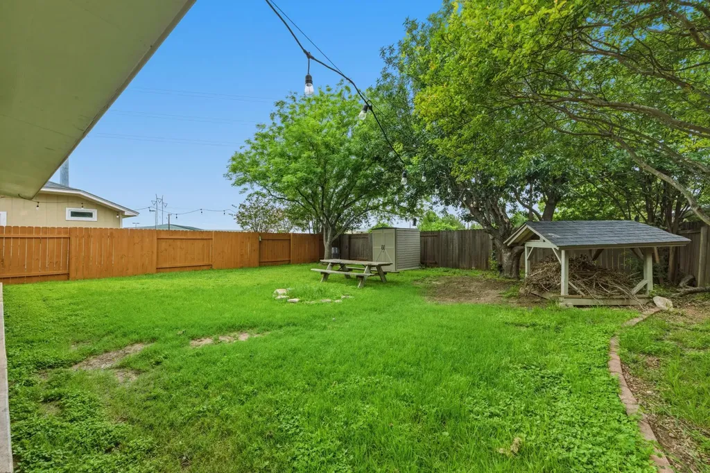 15308 Cadoz Drive Austin TX 78728