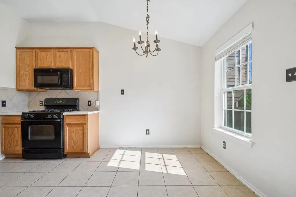 1377 Beechwood Drive Kyle TX 78640