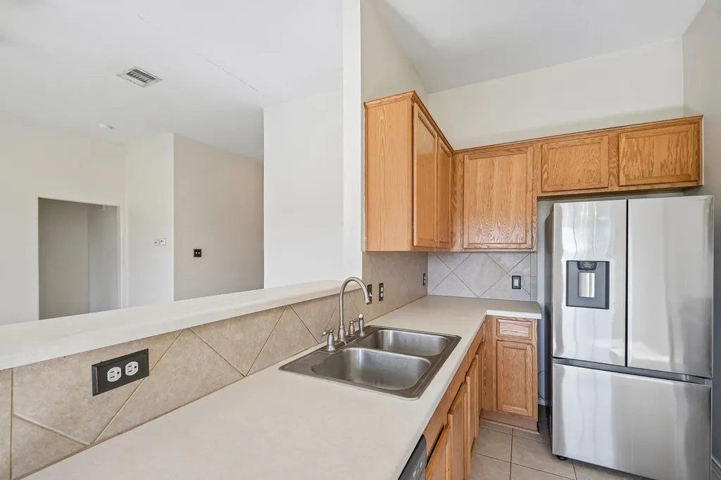 1377 Beechwood Drive Kyle TX 78640
