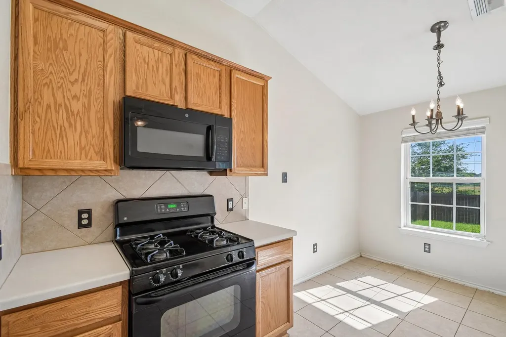 1377 Beechwood Drive Kyle TX 78640