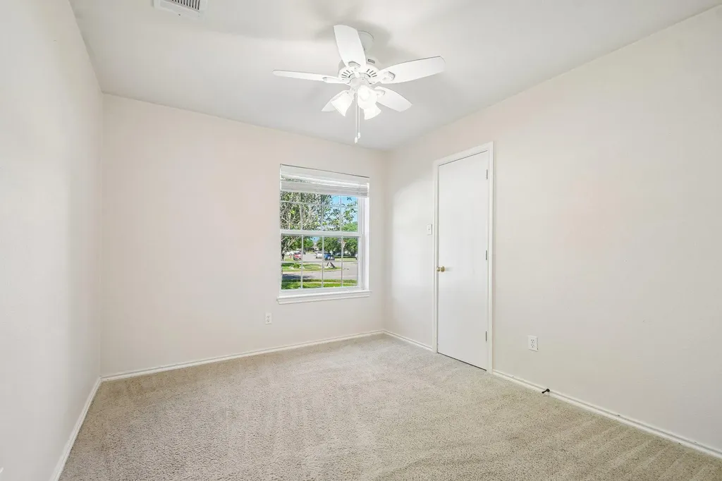 1377 Beechwood Drive Kyle TX 78640