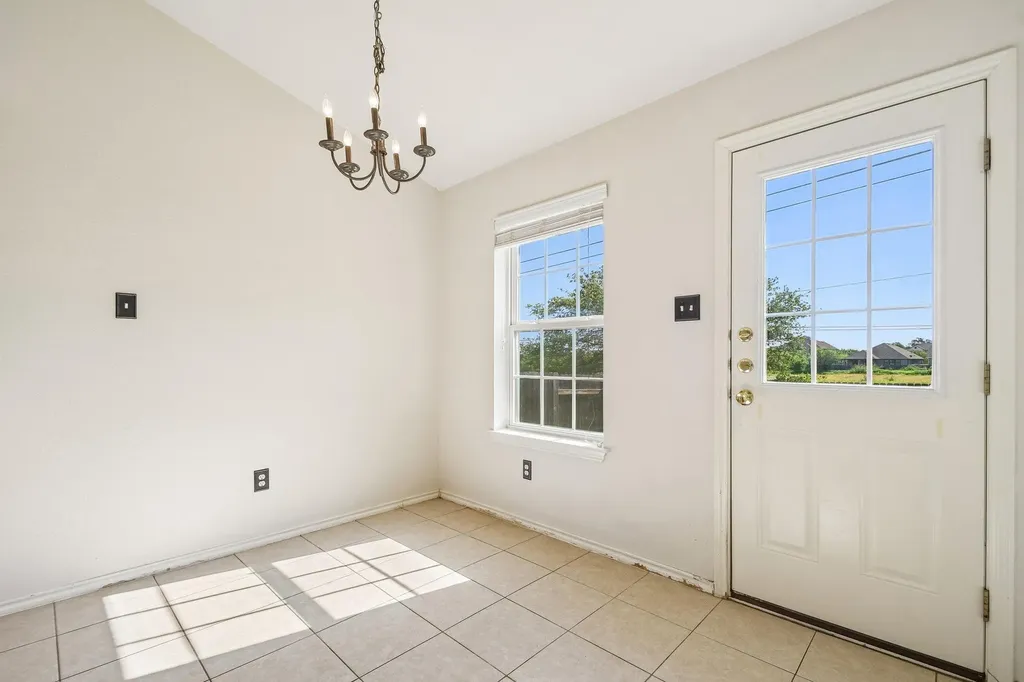 1377 Beechwood Drive Kyle TX 78640