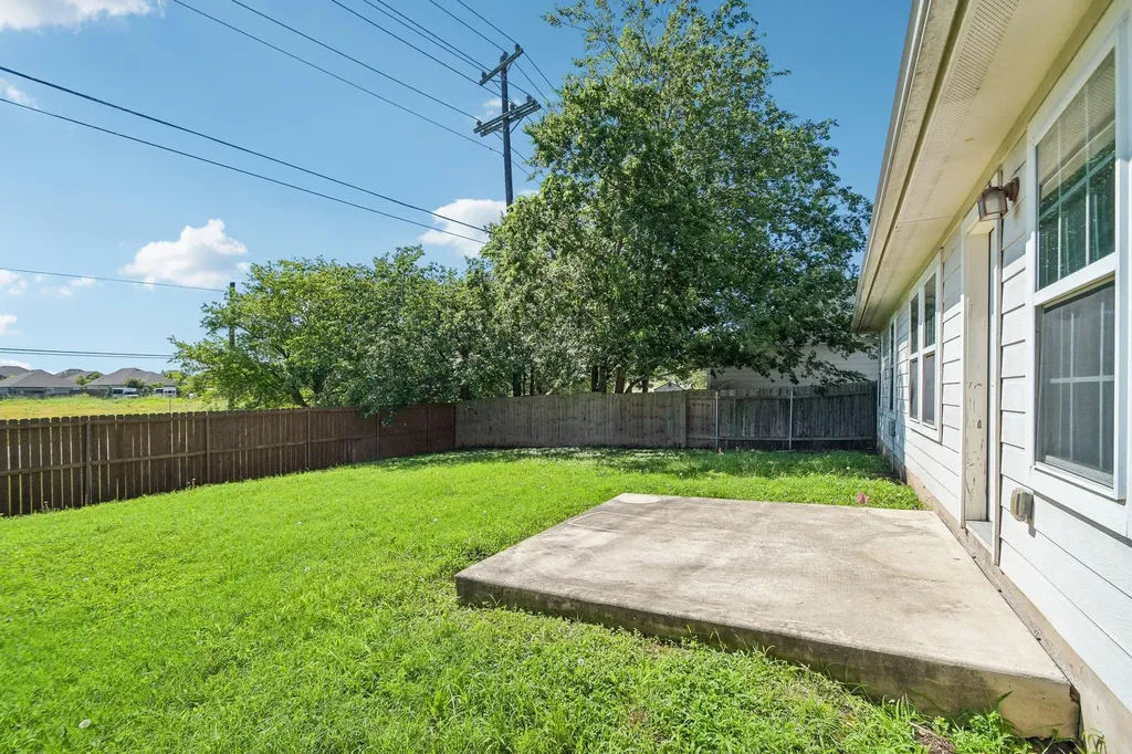 1377 Beechwood Drive Kyle TX 78640