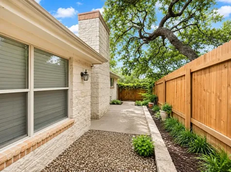 3601 Serena Woods Court Austin TX 78759