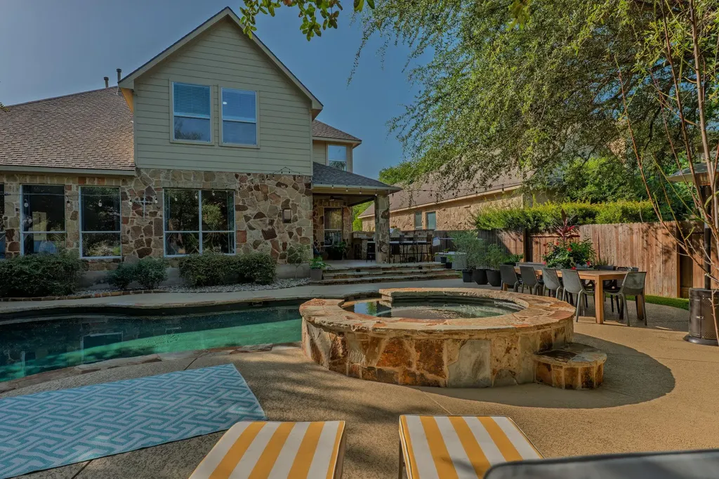 2317 Rio Mesa Drive Austin TX 78732