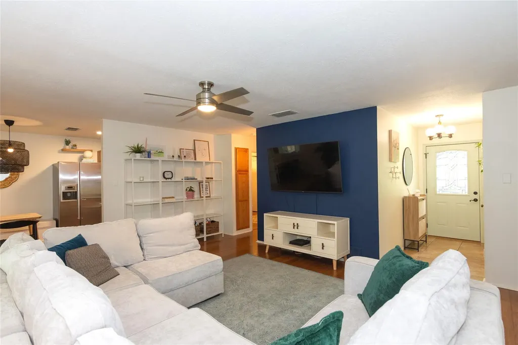 8411 Romney Road Austin TX 78748
