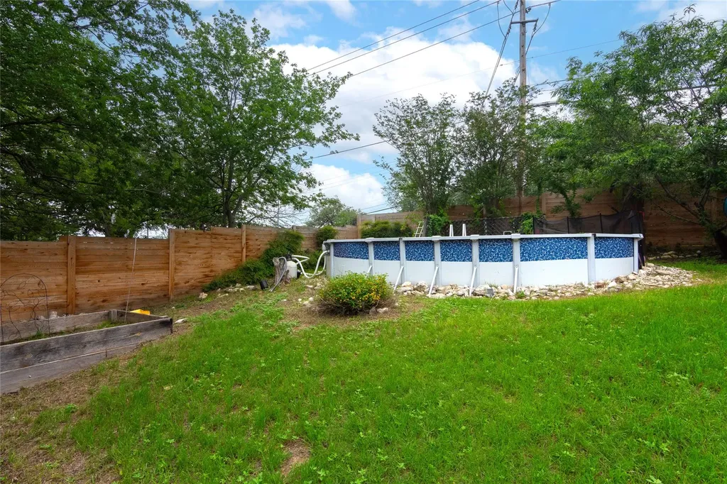 8411 Romney Road Austin TX 78748