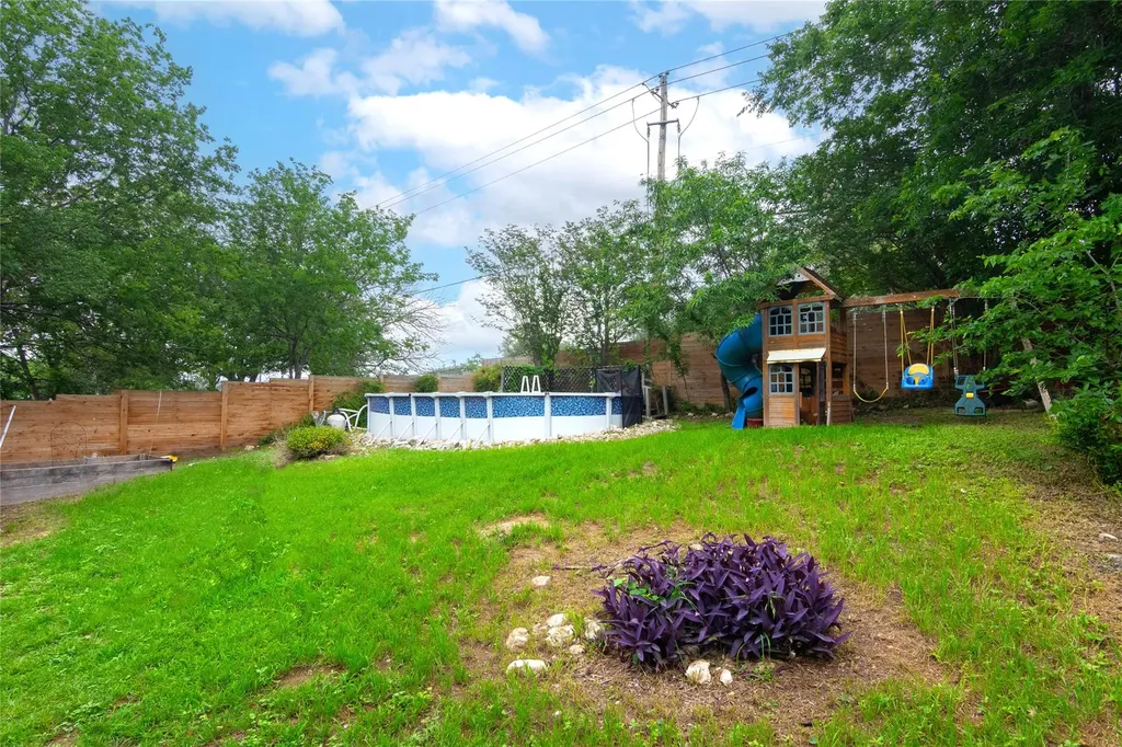 8411 Romney Road Austin TX 78748