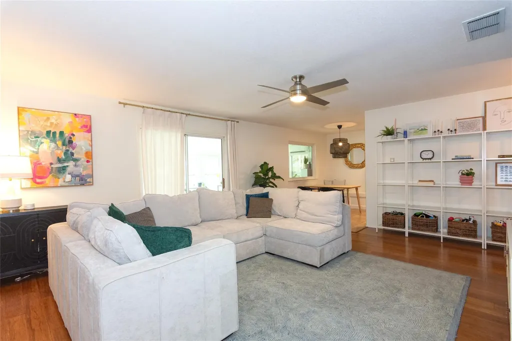 8411 Romney Road Austin TX 78748