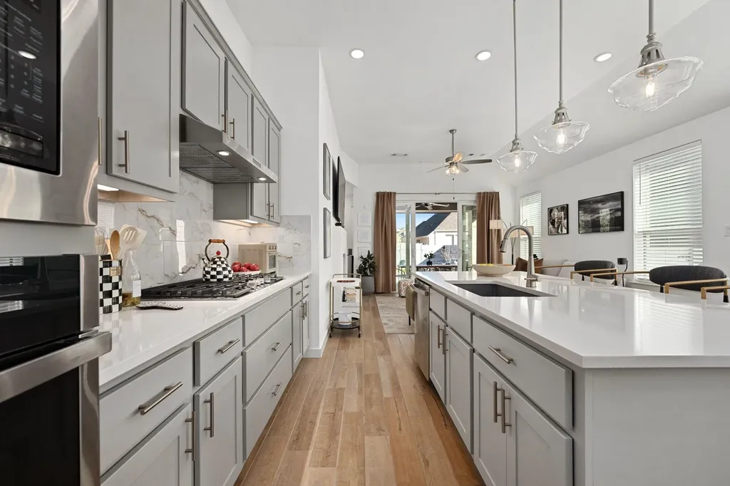 1201 Highcrest Georgetown TX 78628