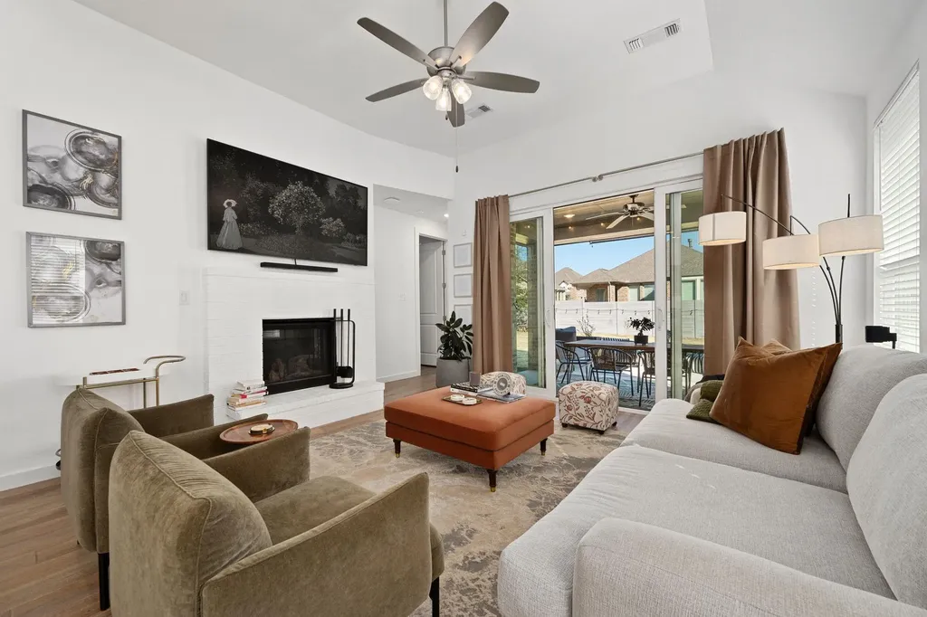 1201 Highcrest Georgetown TX 78628