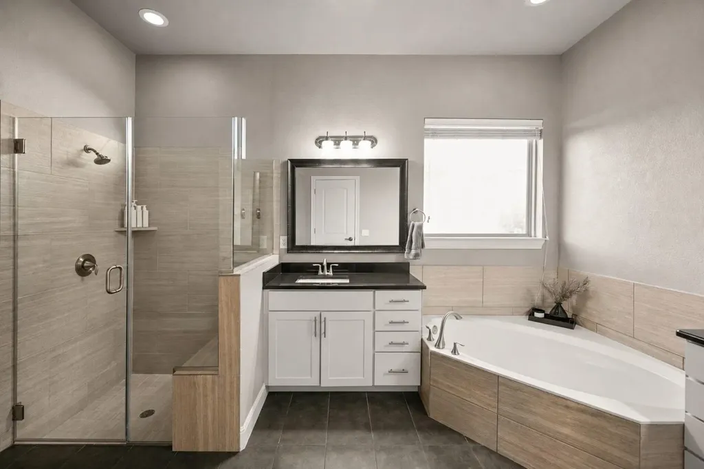 22524 Rock Wren Road Spicewood TX 78669