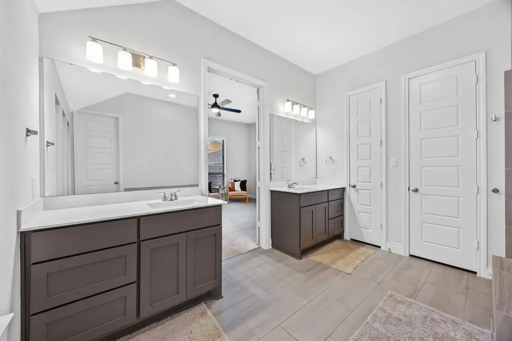 512 Monrovia Court Liberty Hill TX 78642