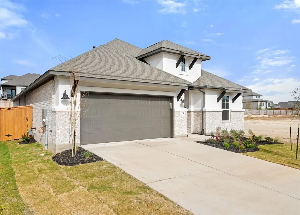 129 Old Woods Road Liberty Hill TX 78642