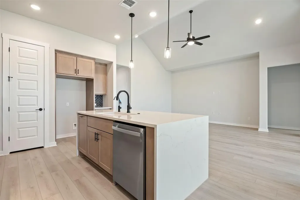 129 Old Woods Road Liberty Hill TX 78642