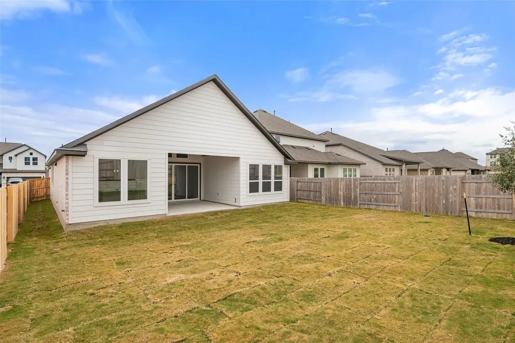 129 Old Woods Road Liberty Hill TX 78642