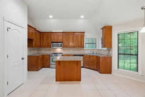 702 Woodson Drive Caldwell TX 77836