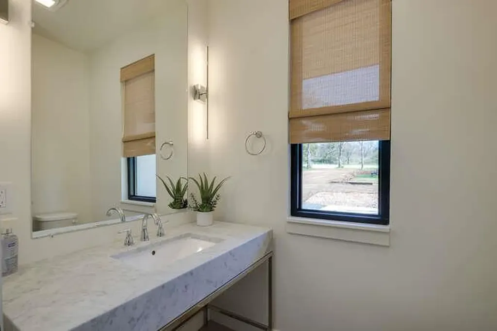614 Pecan Creek Drive Horseshoe Bay TX 78657