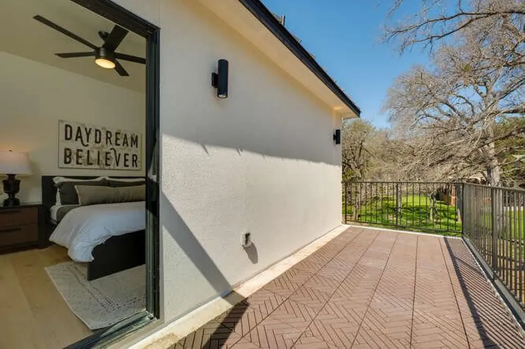 614 Pecan Creek Drive Horseshoe Bay TX 78657