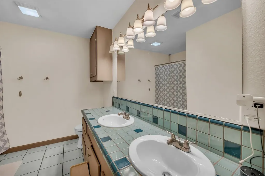 260 Flatrock Trail Marble Falls TX 78654