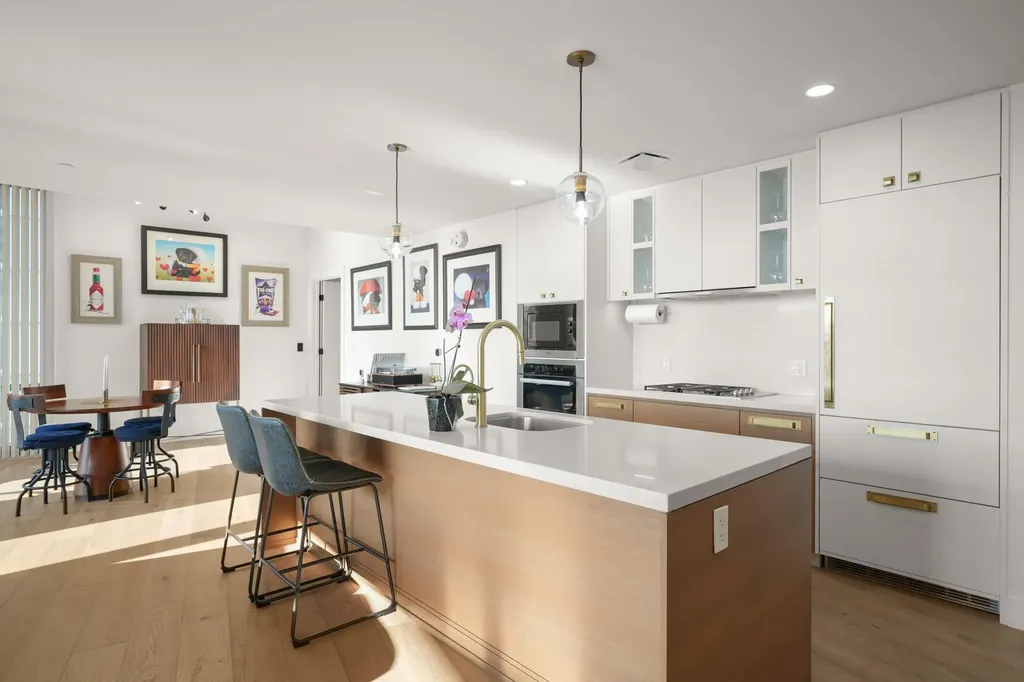 70 Rainey Street Austin TX 78701
