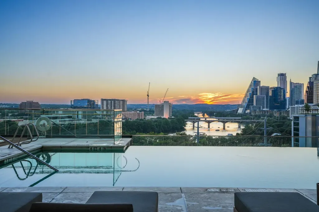 70 Rainey Street Austin TX 78701